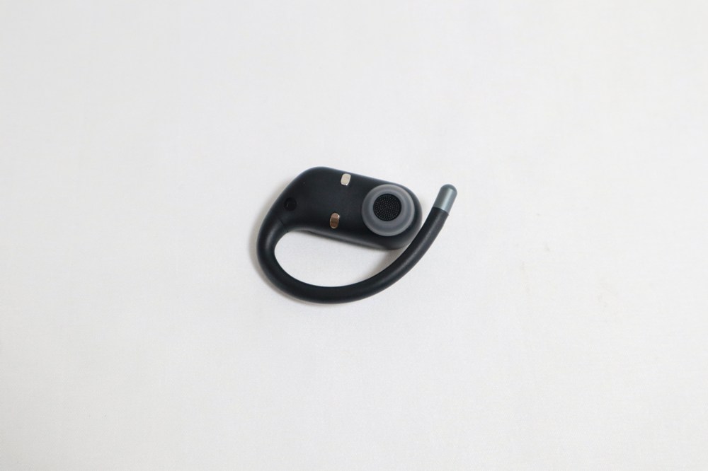 スピーカー部分がしっかりと耳の穴に向く