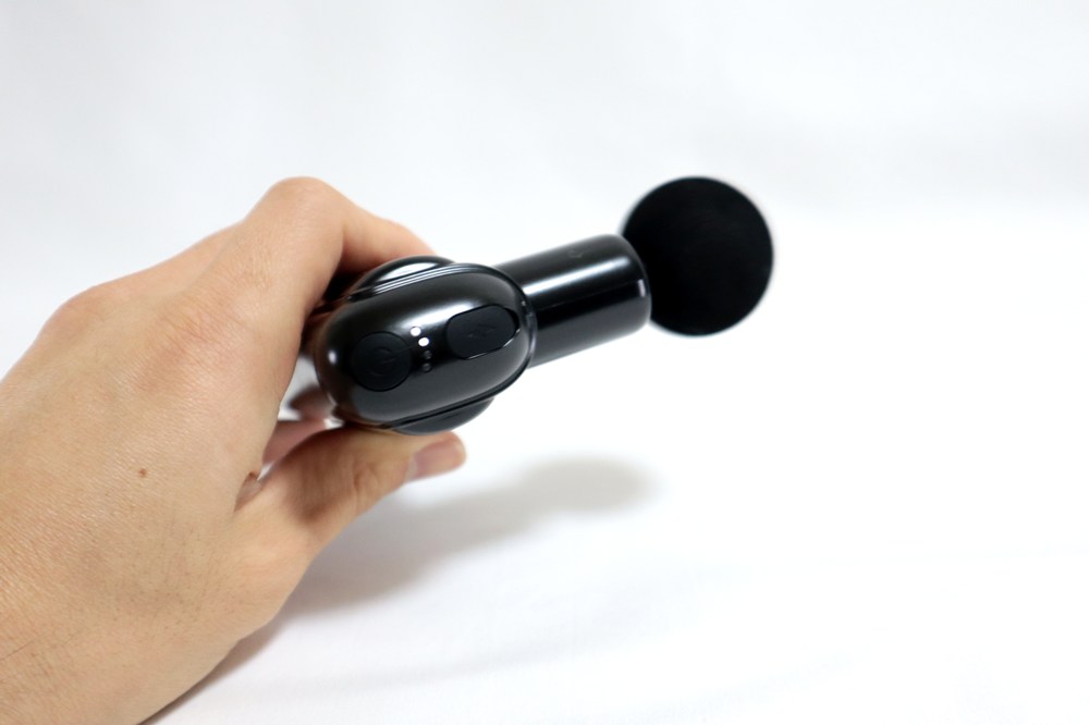 上部のライトは強度の表示