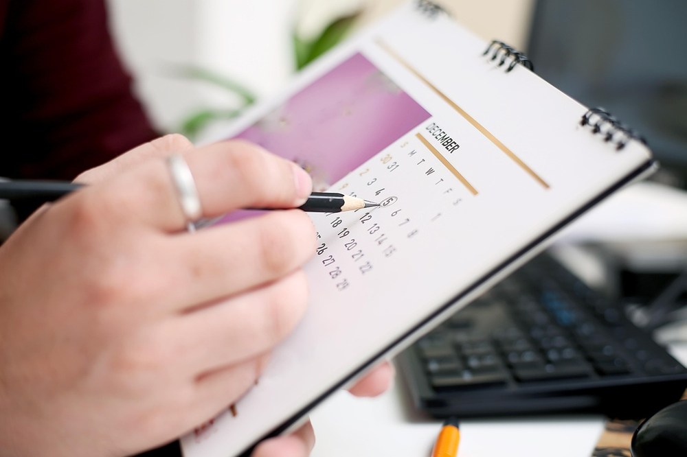 発売日カレンダー（2025年12月〜2026年1月）