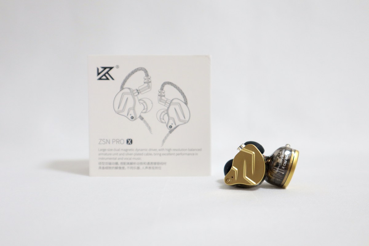 KZ ZSN Pro X レビュー｜付属イヤピで検証：低音の迫力で映画・RPGが楽しい。FPSは足音より迫力派向け