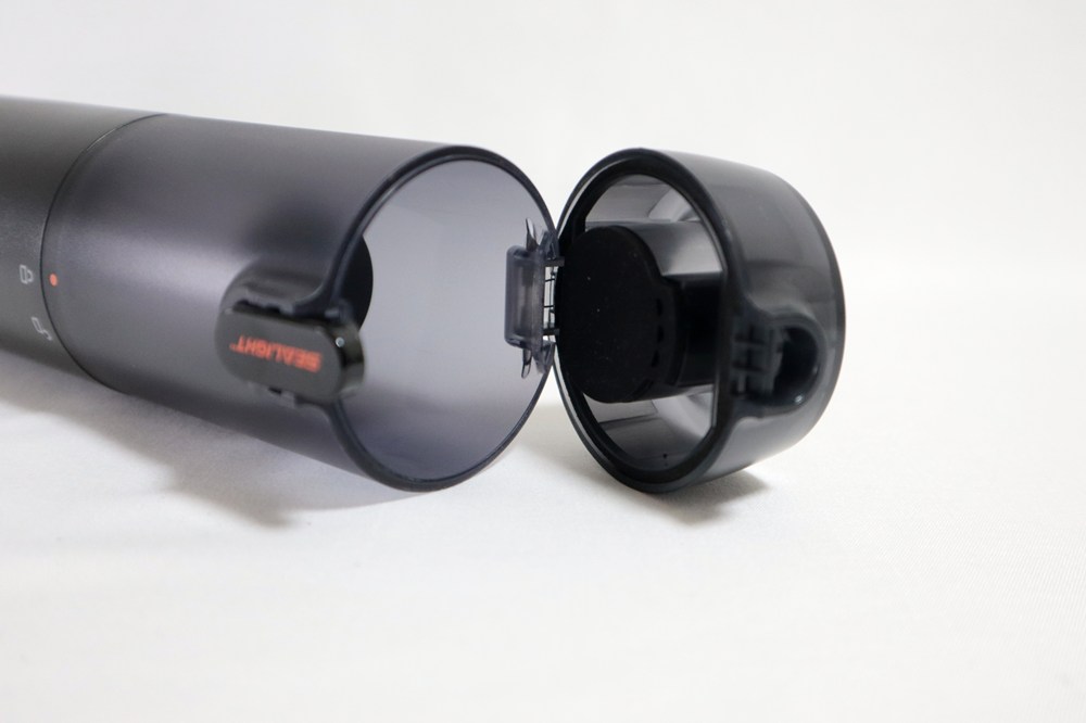 クリアパーツの部分にゴミが溜まる仕様