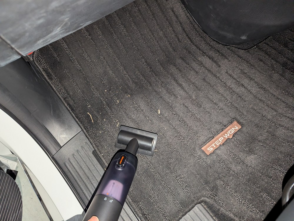 フロアマットの砂