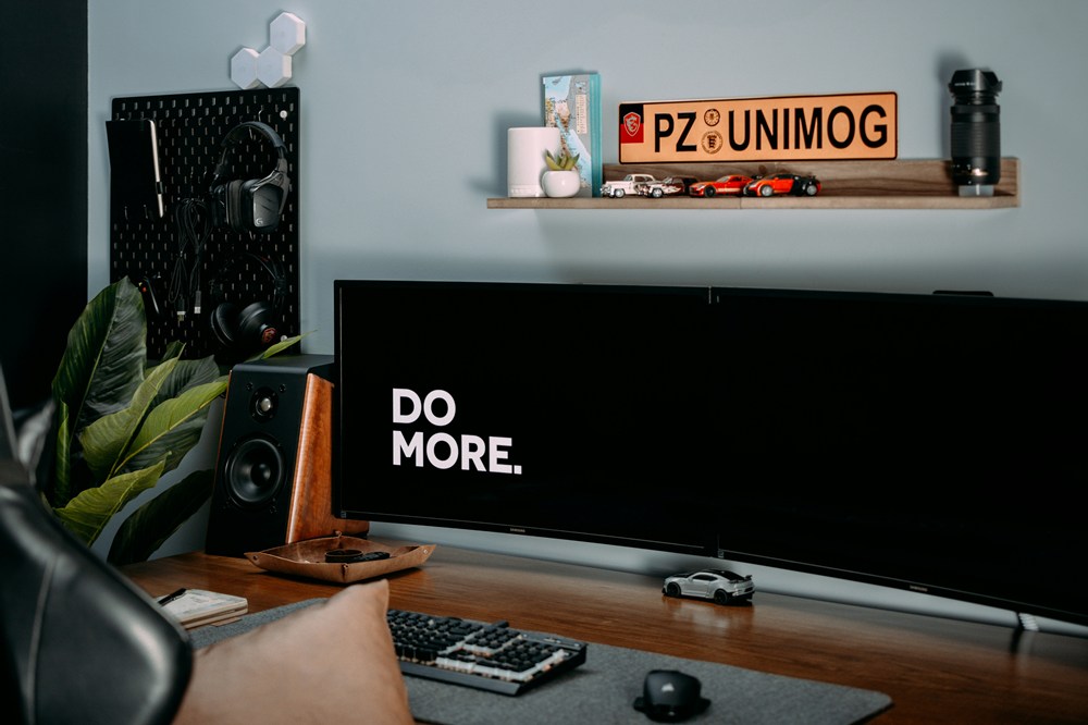 モニター台とモニターアームの違いを比較