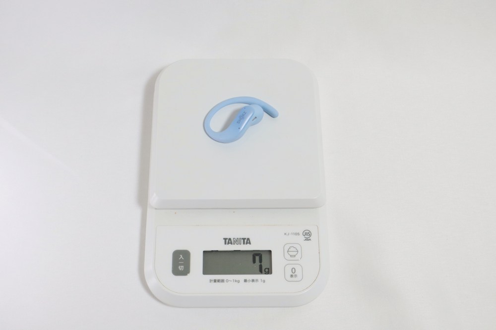 実測では7gでした。