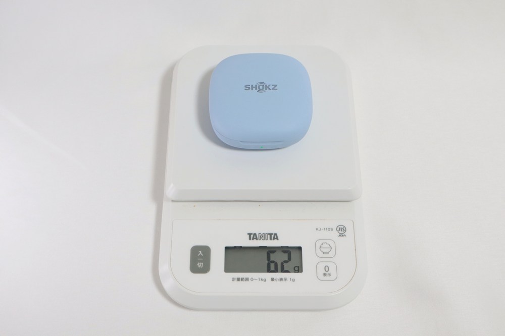 実測では62gでした。